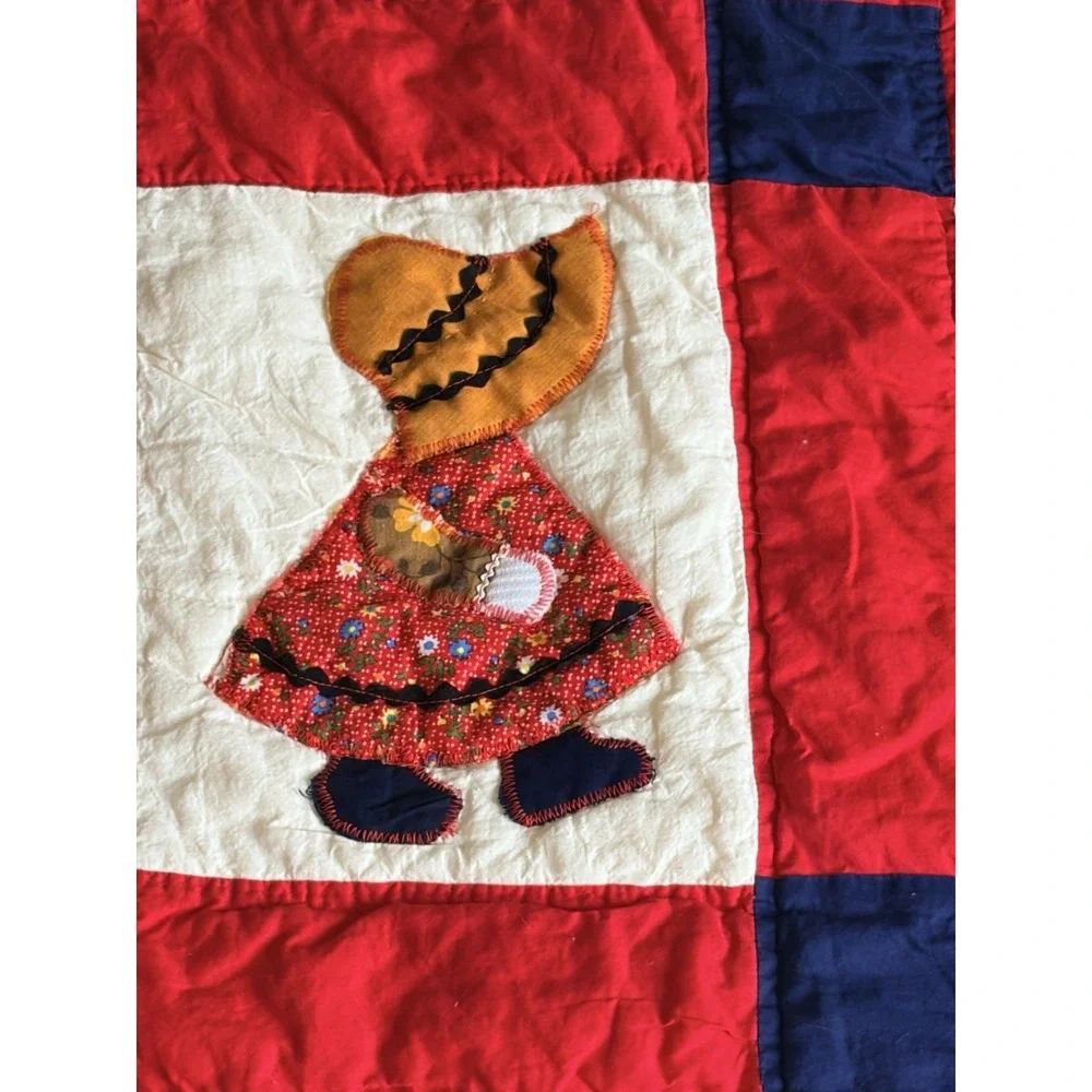 Vintage Sunbonnet Sue Quilt Appliqued Embroidered & Quilted 75X68